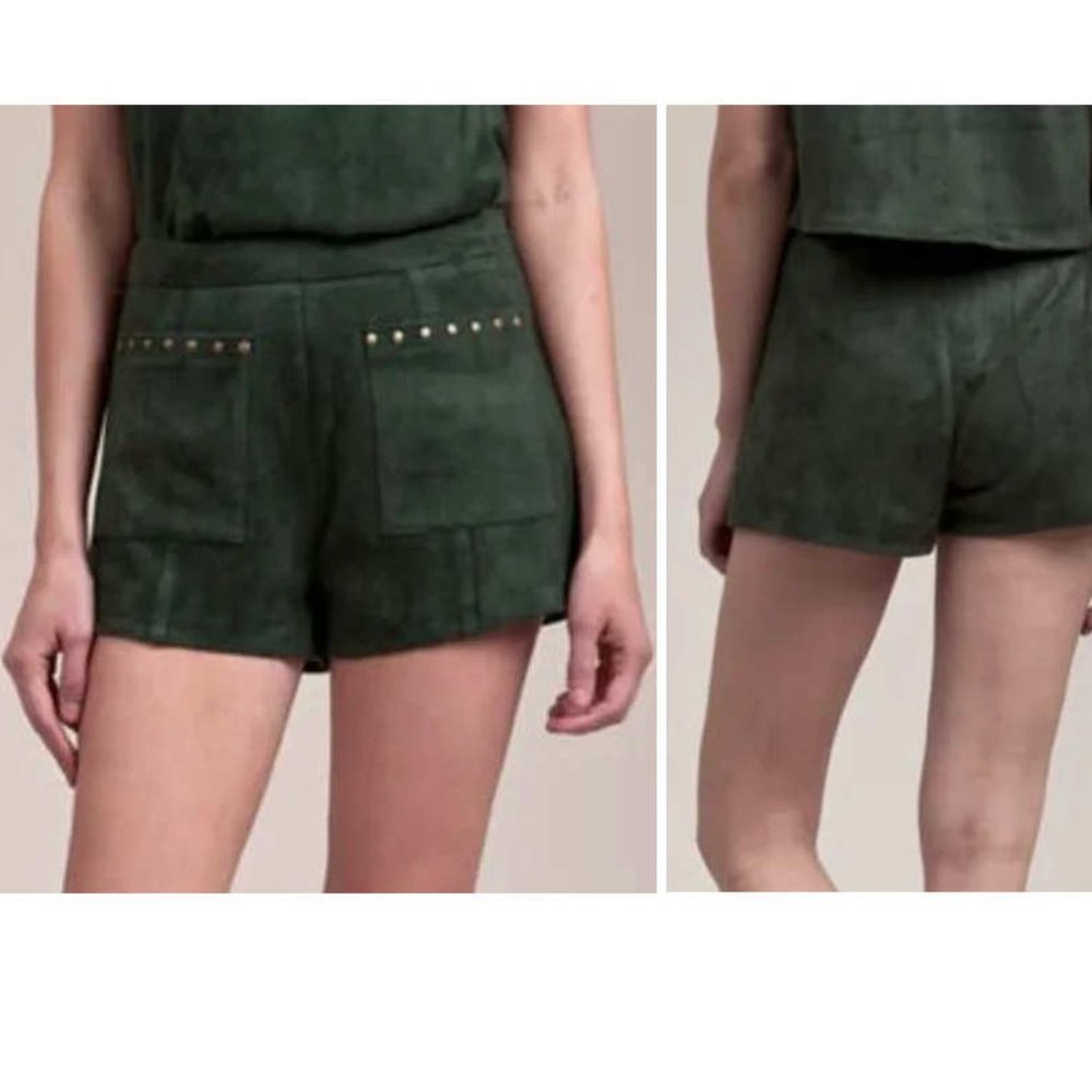 Moon River  Studded Faux Suede High Waisted festival Shorts Size L Hunter green - Picture 2 of 12